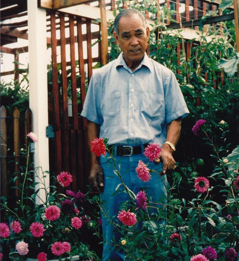 I volunteer to honor my Pop and to Wage Hope to end pancreatic cancer.